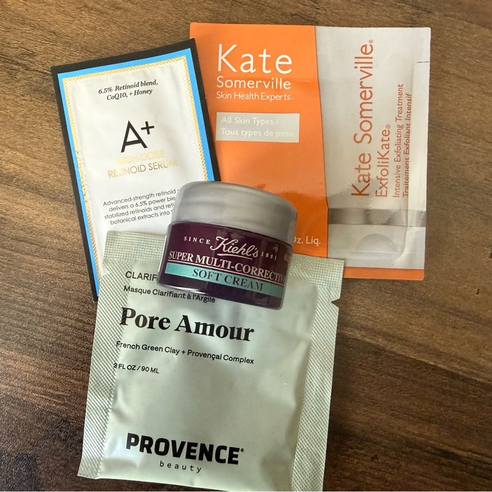 5 for $25 🛍️ item 

Skincare Bundle